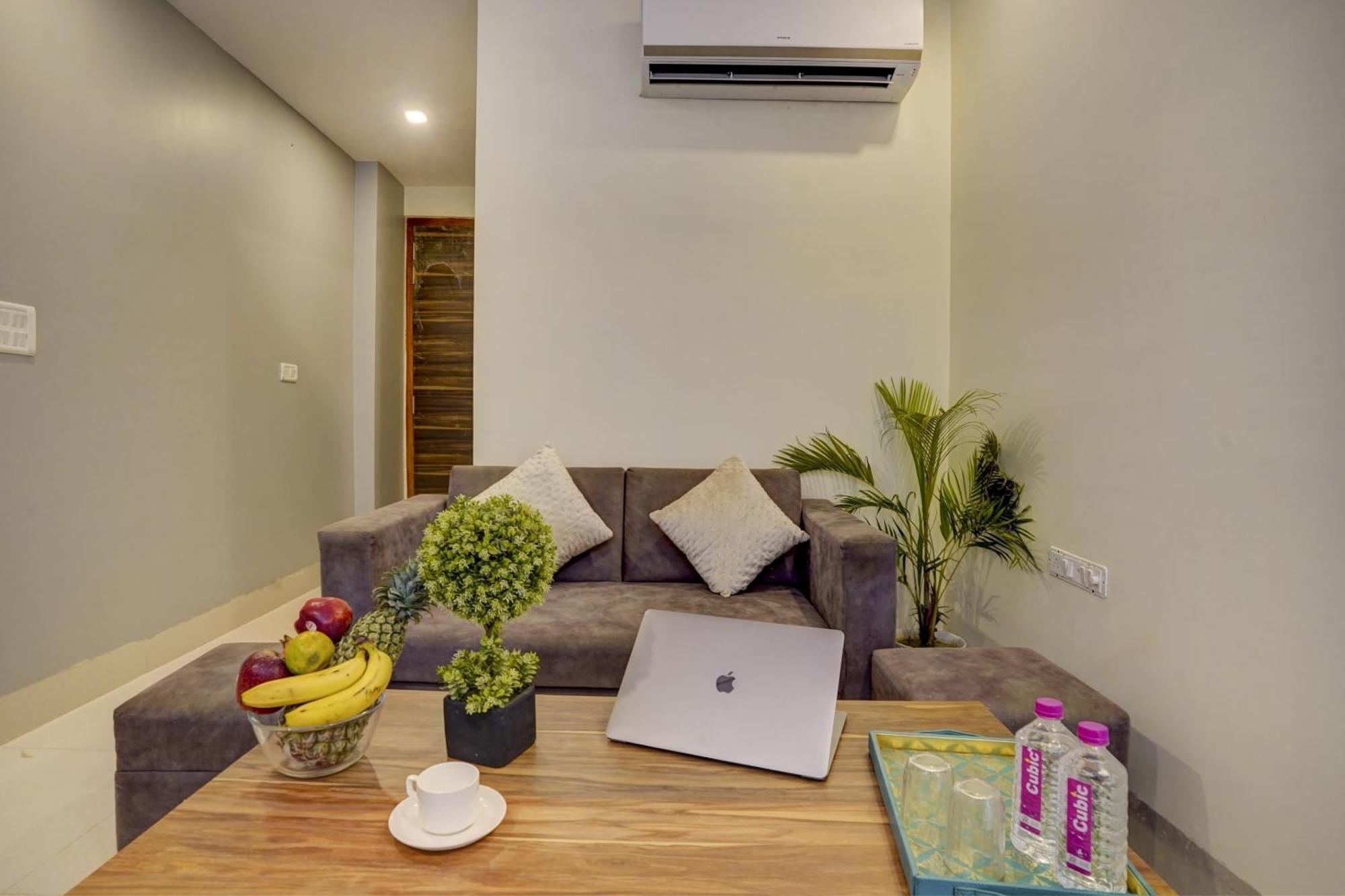 Townhouse Jagatpura & Pratapnagar Hotel Siroli Екстериор снимка